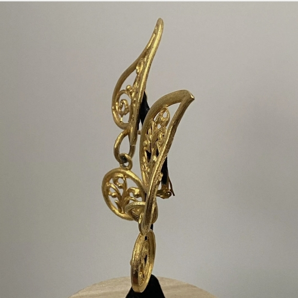 Rare Signed Runway Cadoro Earrings - Picture 4 of 8